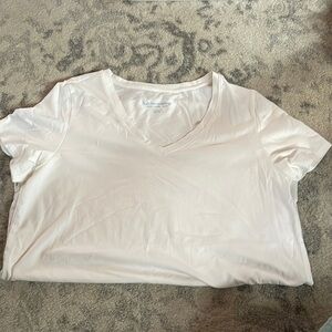 Soft Surroundings white v-neck short sleeve tunic Pima cotton t-shirt